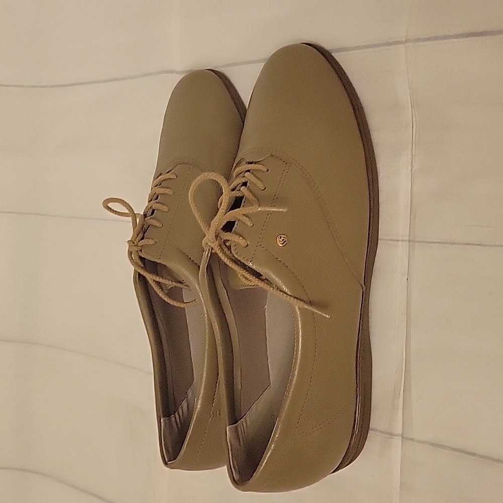 Easy spirit oxford leather women's shoes